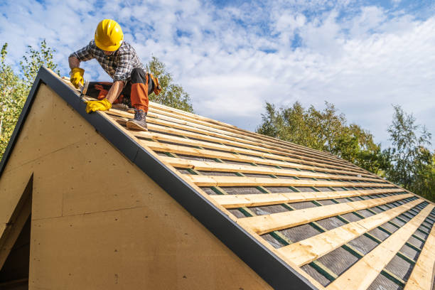 Best Flat Roof Repair Services  in West Bend, WI